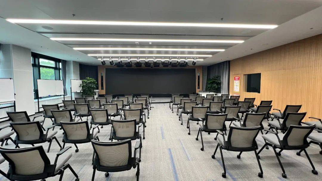 总投资约12亿元,这家瑞士企业闵行工厂即将竣工!被誉为种牙界的"爱马仕"